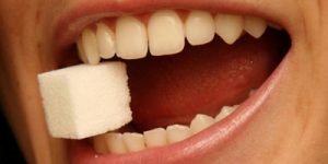 اثرات قابل توجه قند بر روی پوسیدگی دندان