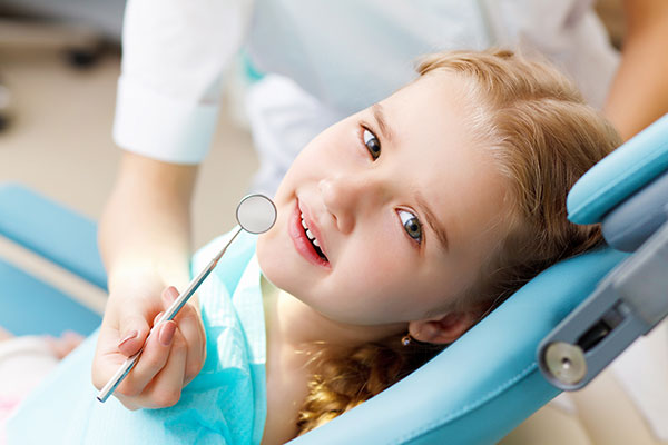 مراقبت از دندانهای کودکان را از چه سنی آغاز کنیم